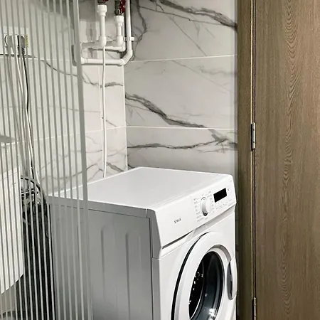 Cocktail I In Piata Romana Апартаменты