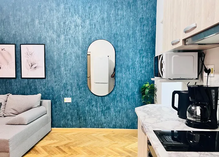 Cocktail I In Piata Romana Boekarest